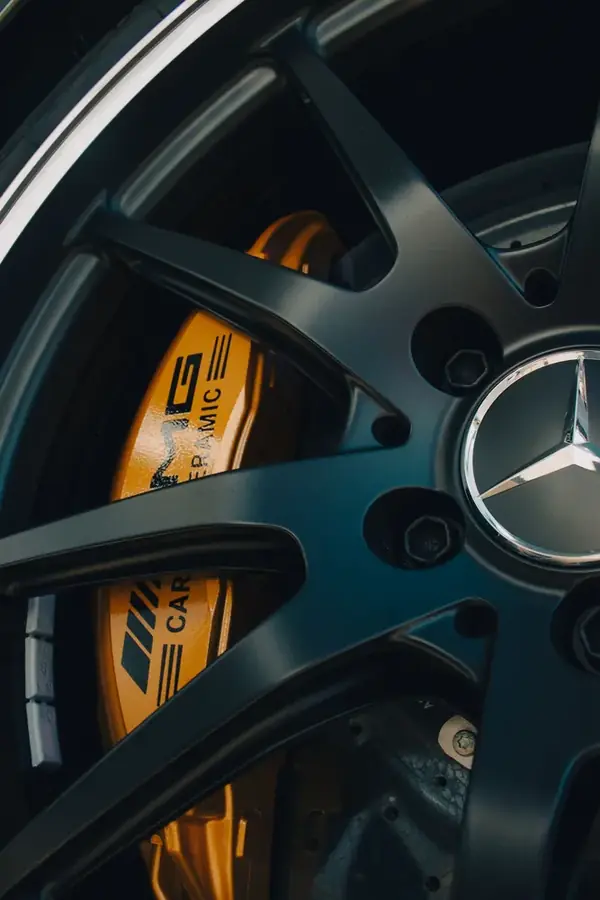 AMG · Carbon Ceramic