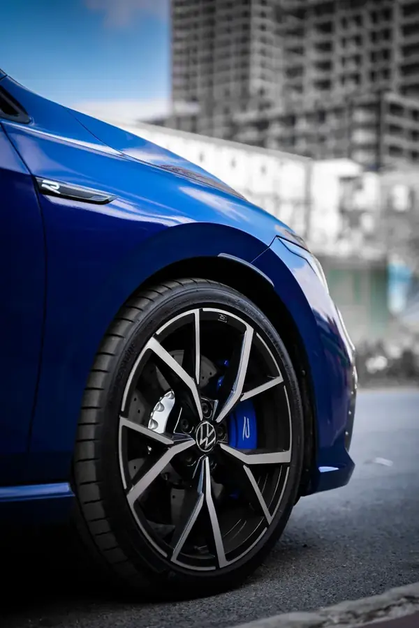 Golf R · Bicolor