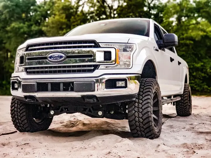 Ford F-150 · Mud Terrain